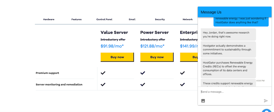 HostGator website with a live chat box open in the right-hand corner, displaying an ongoing conversation.